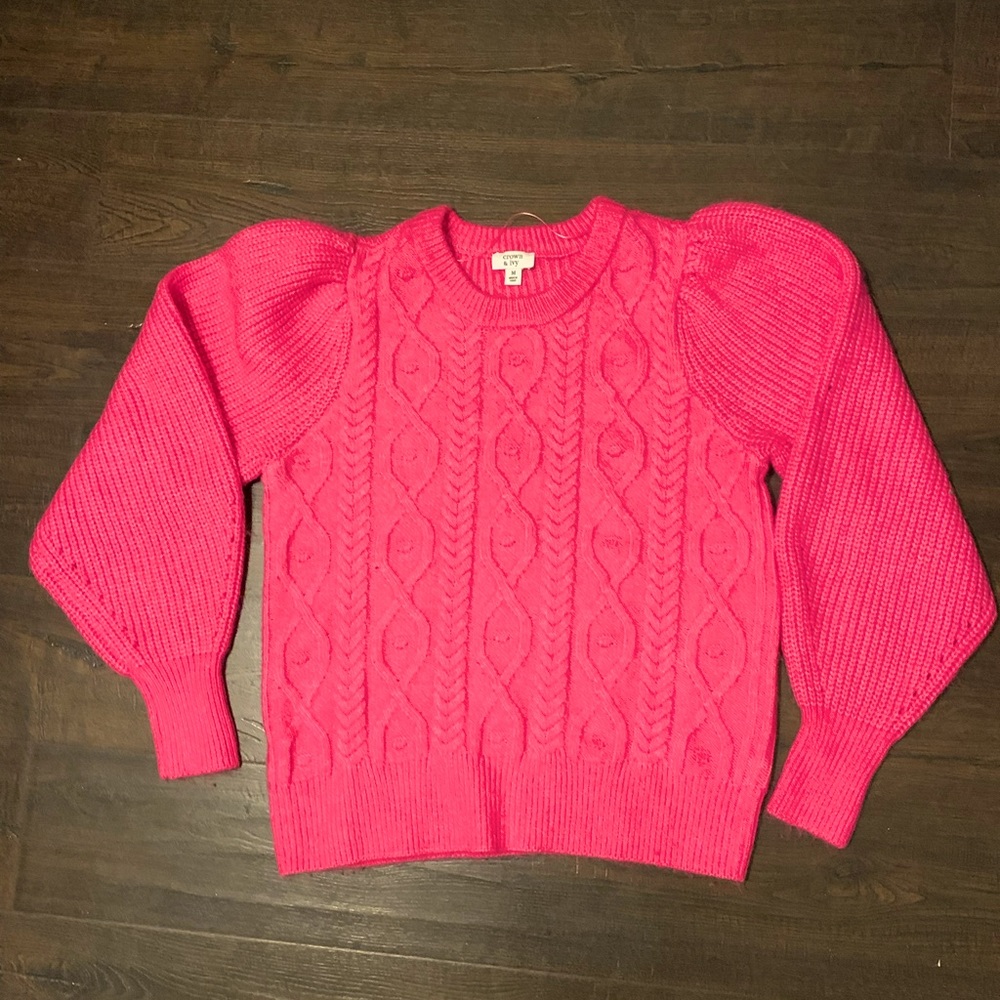Crown and Ivy small women’s sweater